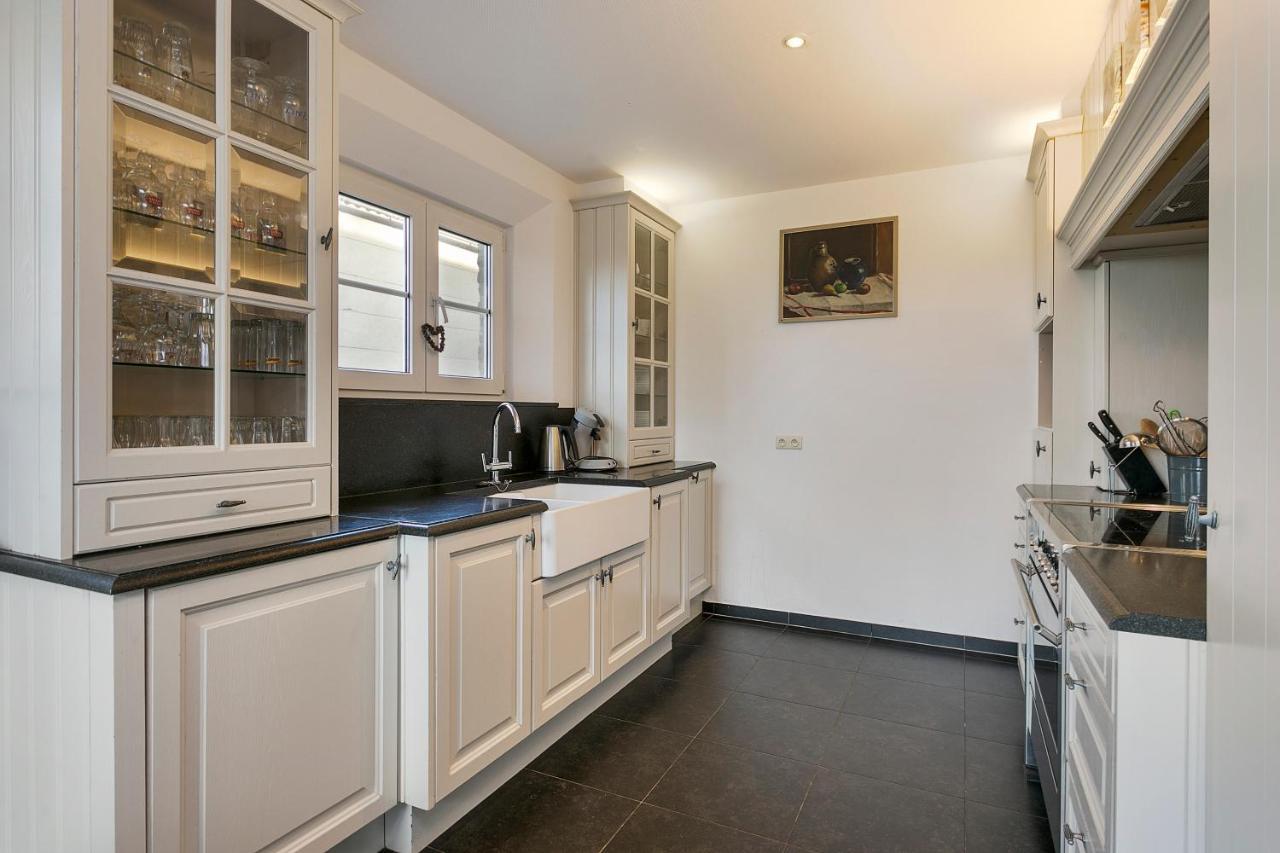 Villa 'T Korenhof - Landelijk Gelegen Villa Op 4 Km Van Het Strand Коксейде Екстериор снимка